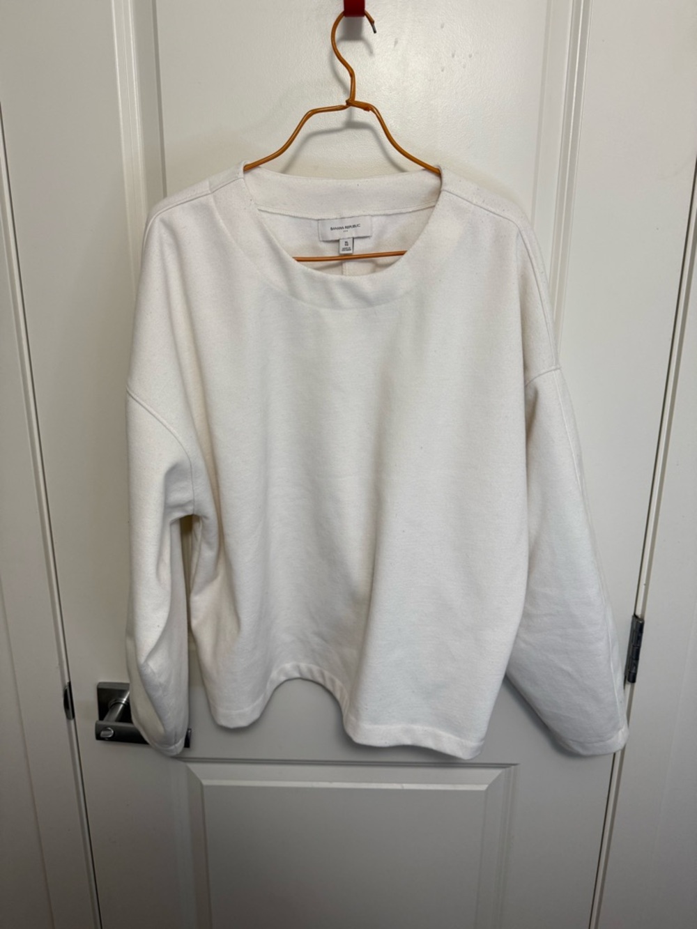 Banana Republic White Crewneck Sweater in size XL